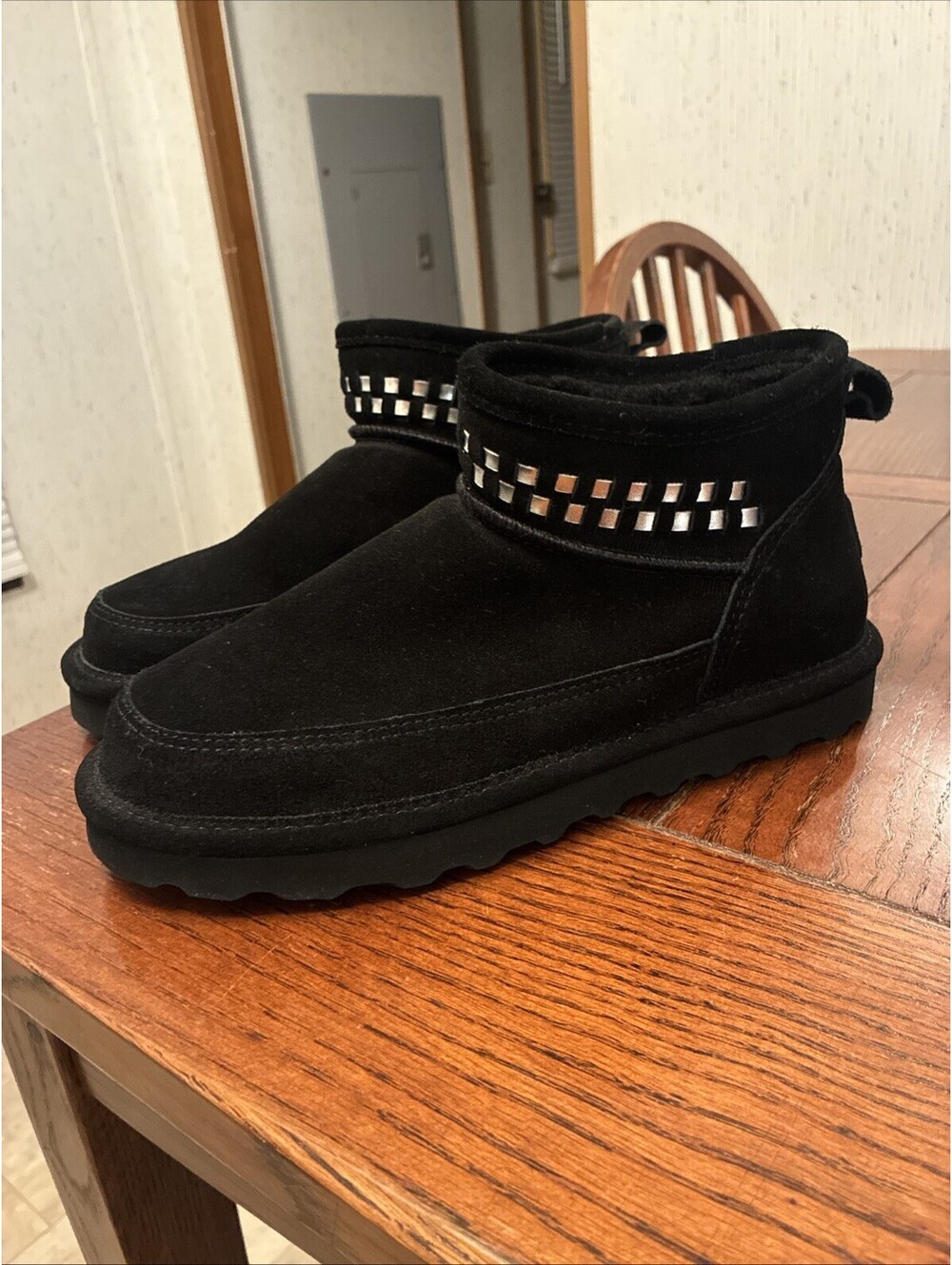 Bearpaw Marabel Suede Booties Women’s 8 Black Woven Shaft Pull On